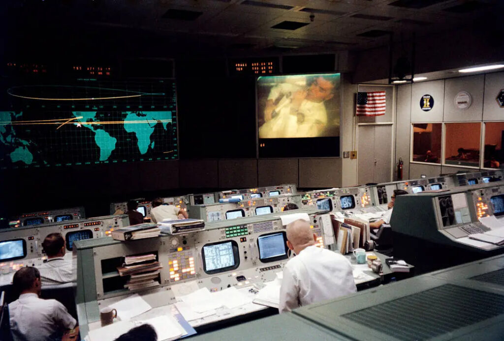 「Houston, we’ve had a problem」｜アポロ13号で酸素タンクが爆発した夜