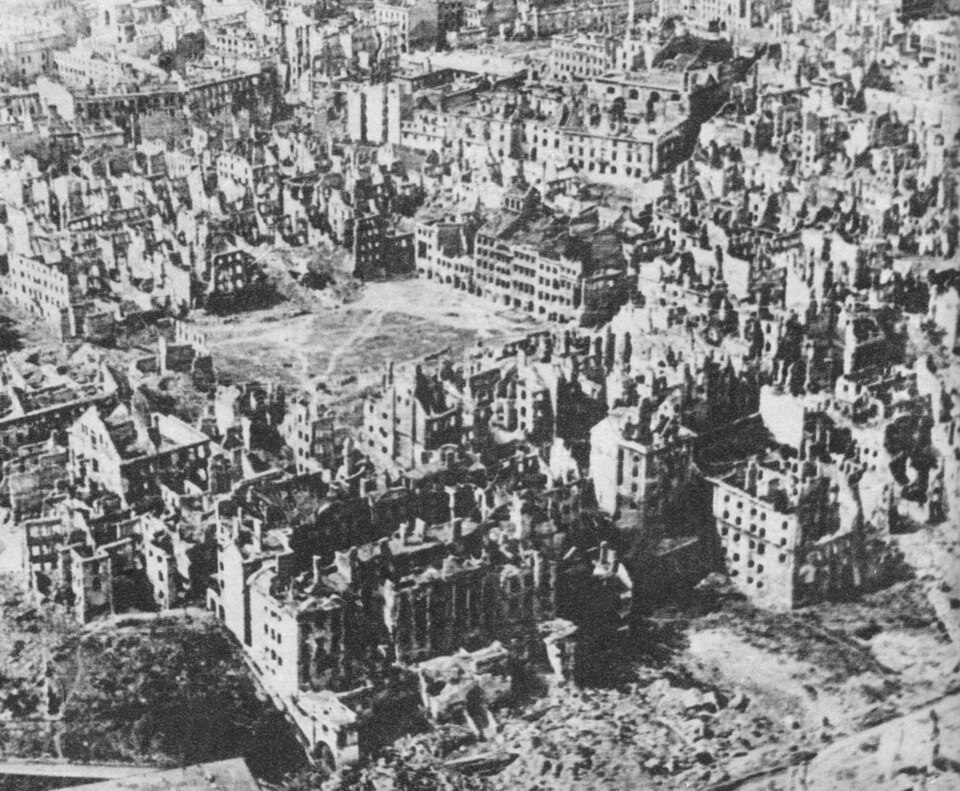 蜂起のあとワルシャワに何が起きたのか｜住民追放・都市破壊・戦後の評価