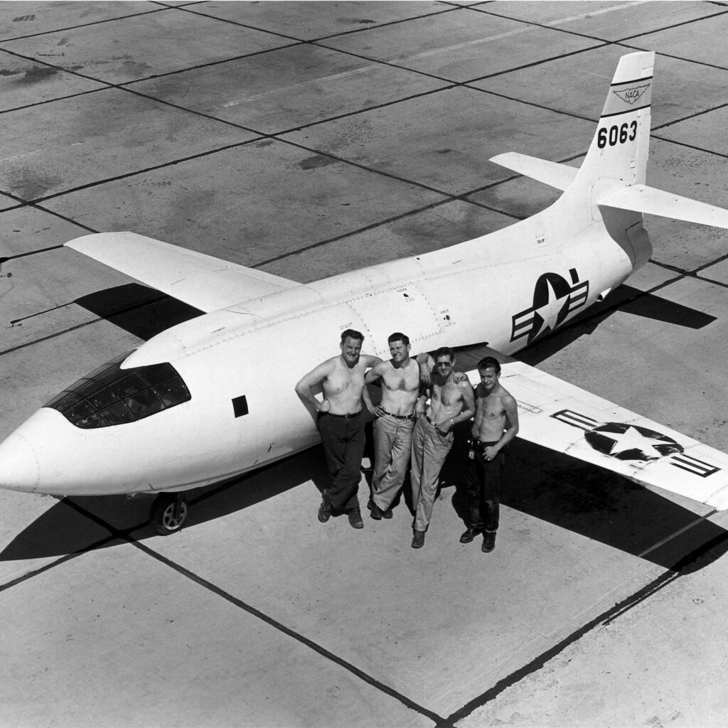 遷音速研究に用いられたBell X-1