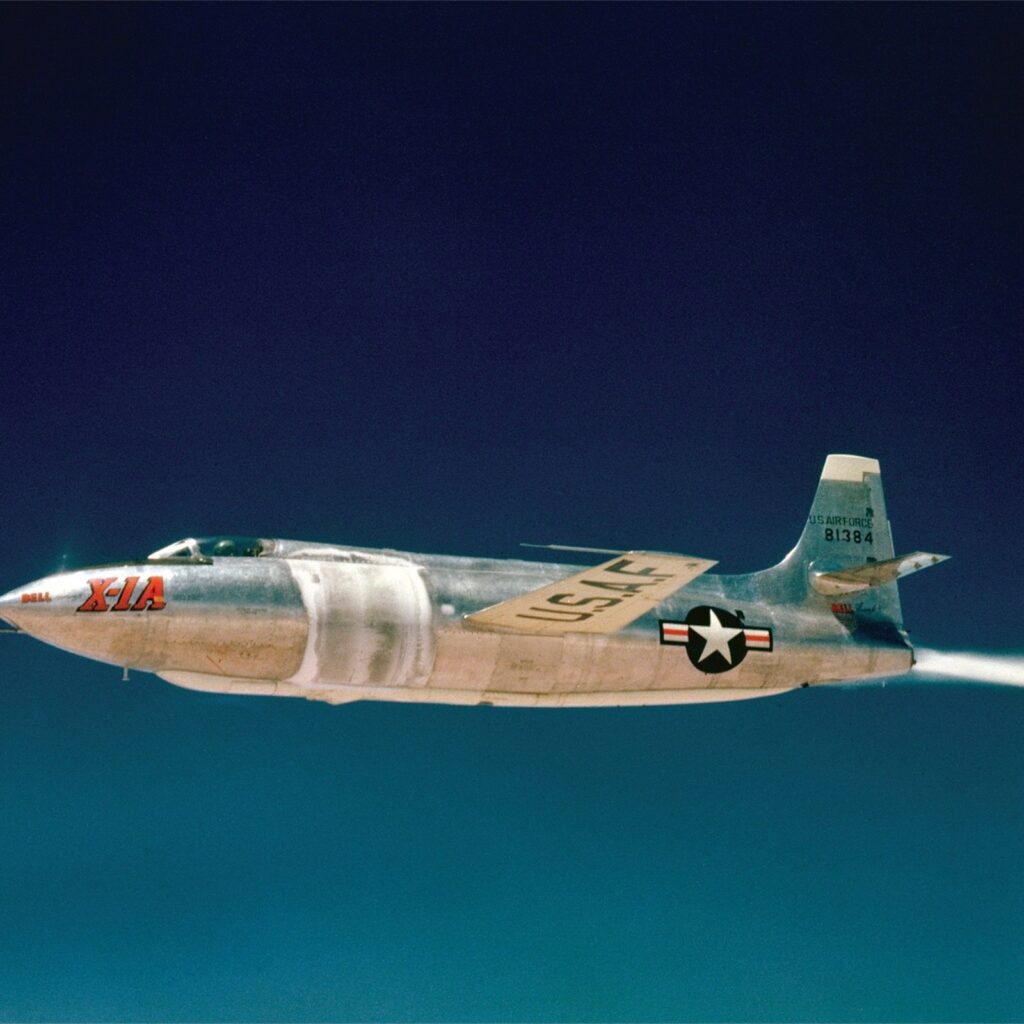飛行中のBell X-1A