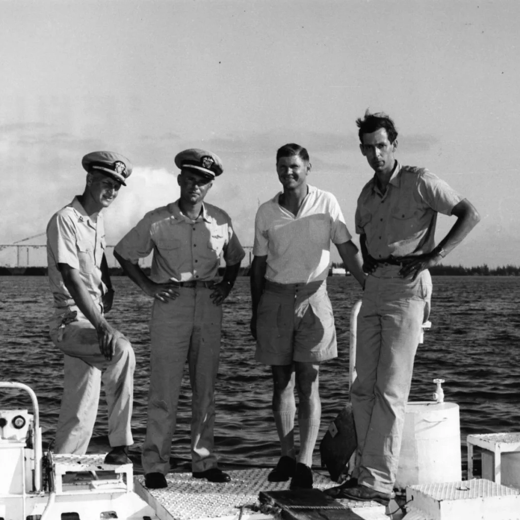 1959年、トリエステ計画に携わったShumaker、Walsh、Rechnitzer、Piccard